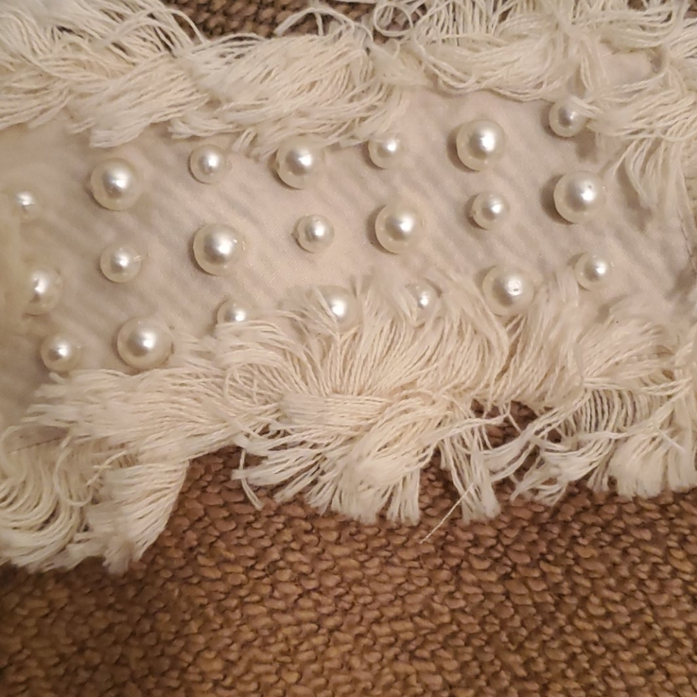 Sweater - Picture 4 of 5